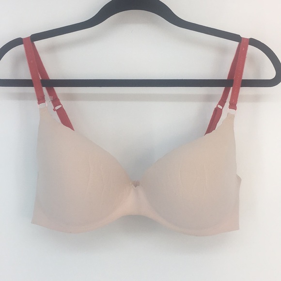 Angels Secret Embrace - Picture 3 of 7